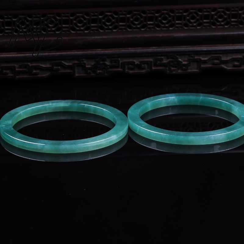 Pulsera de Esmeralda Natural B - Jewelry & Watches Spółka Z Ograniczoną Odpowiedzialnością Sp Z Oo reseña y precio